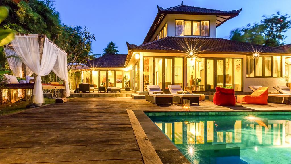 Luxury Villa Kudeta 300M Beach And Heart Of Seminyak Buitenkant foto